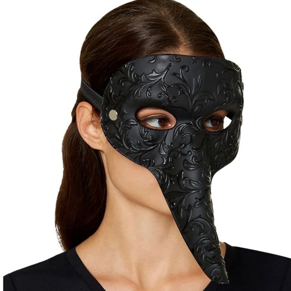 Feminine Plague Doctor Half Mask